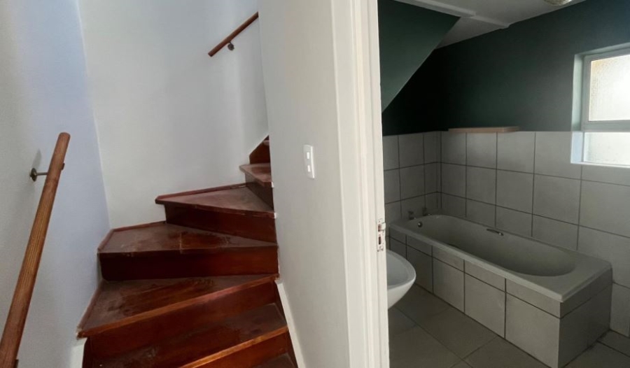 2 Bedroom Property for Sale in Hartenbos Central Western Cape